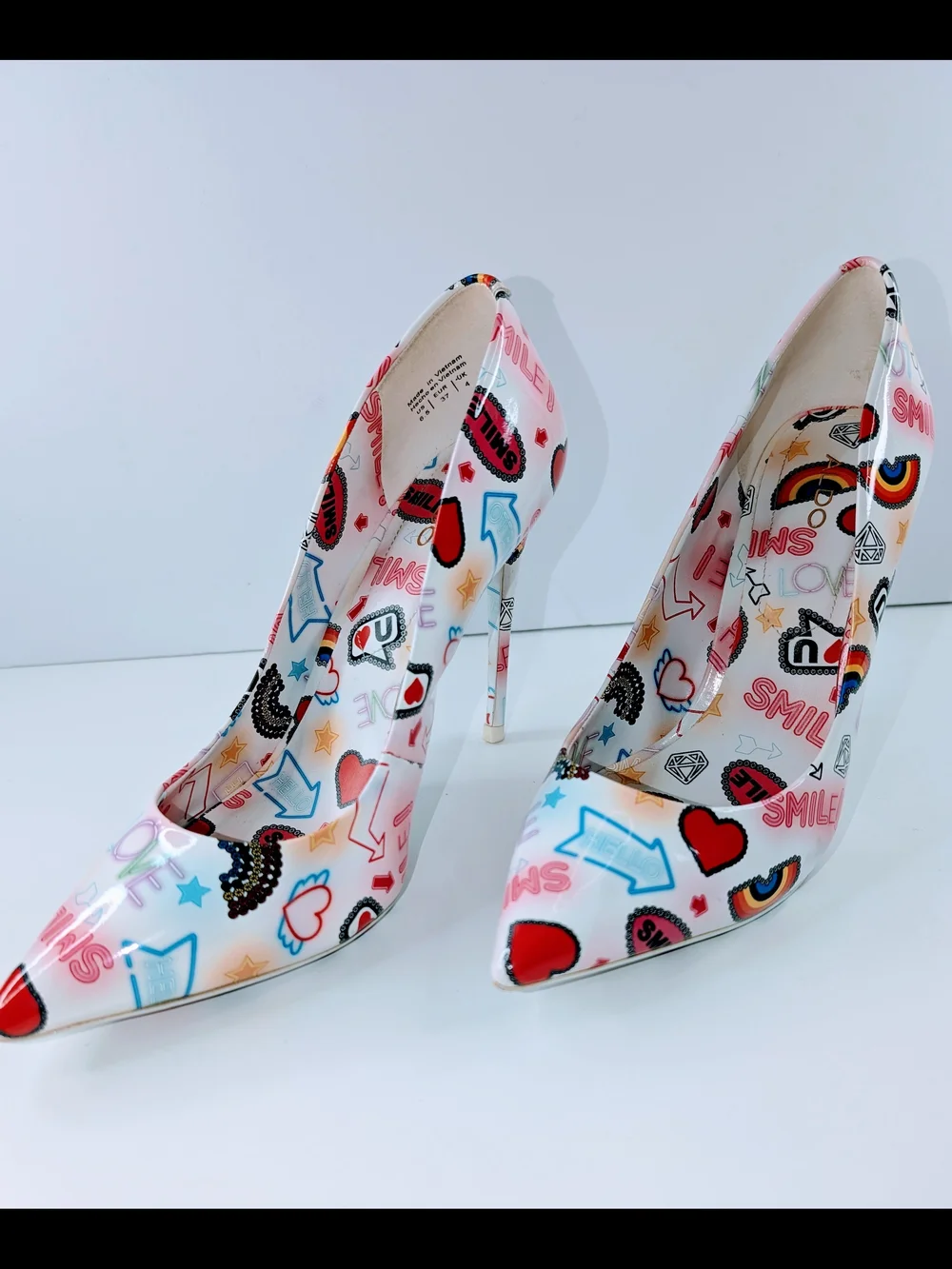 Aldo Stessy Heels Multi-Colored Graffiti Print Woman's Size 6.5 - Picture 7 of 7